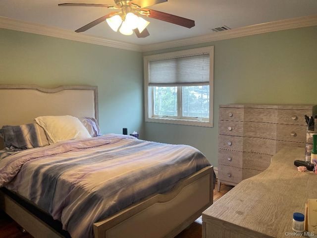 329 W Broadway, Long Beach, NY 11561