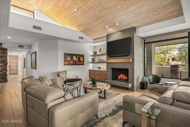 9937 E TAOS Drive, Scottsdale, AZ 85262