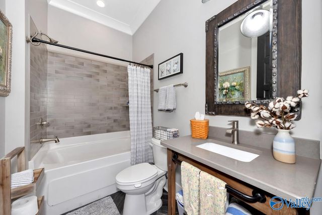 112 Bishop Bend Drive, Huntsville, AL 35806