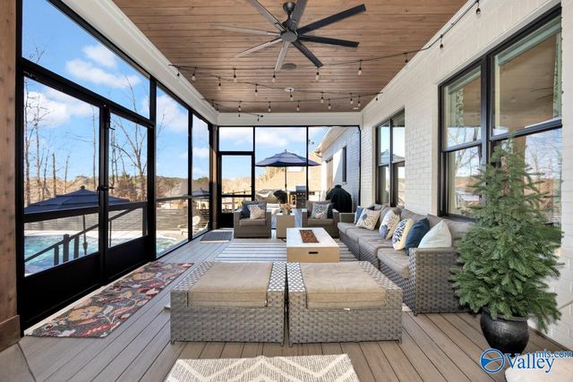 112 Bishop Bend Drive, Huntsville, AL 35806