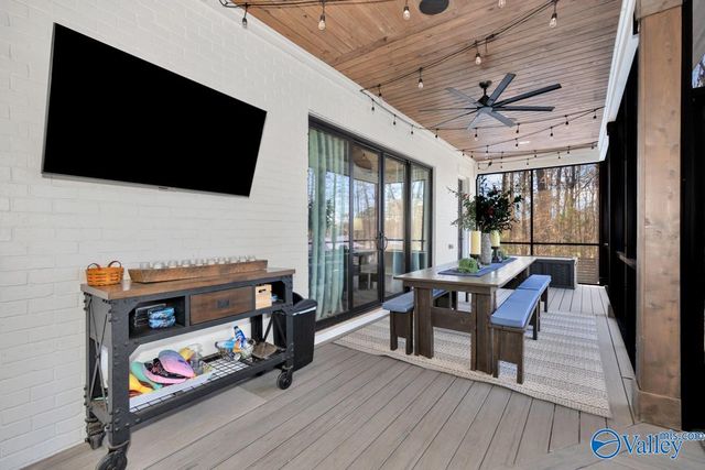 112 Bishop Bend Drive, Huntsville, AL 35806