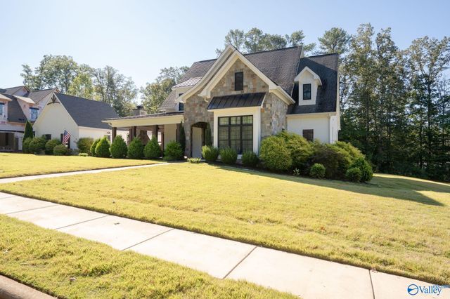 112 Bishop Bend Drive, Huntsville, AL 35806