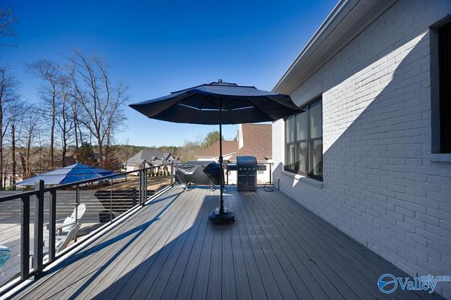 112 Bishop Bend Drive, Huntsville, AL 35806