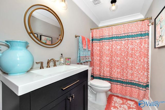 112 Bishop Bend Drive, Huntsville, AL 35806