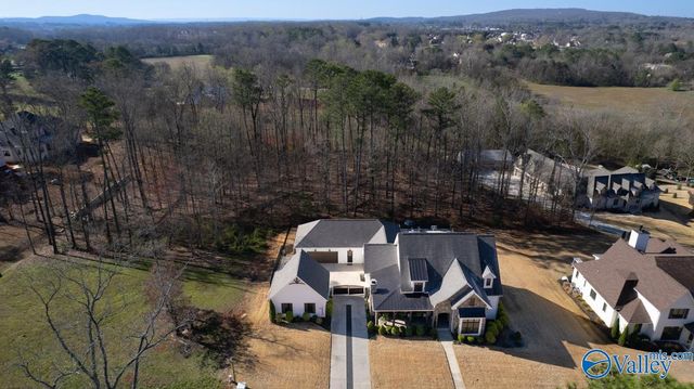 112 Bishop Bend Drive, Huntsville, AL 35806