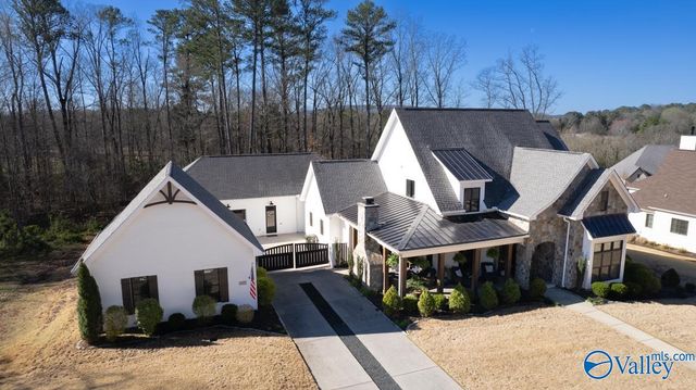 112 Bishop Bend Drive, Huntsville, AL 35806