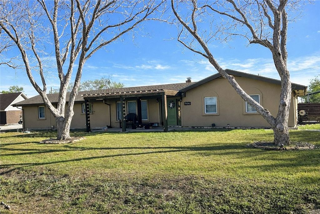 4005 Ridge, Robstown, TX 78380