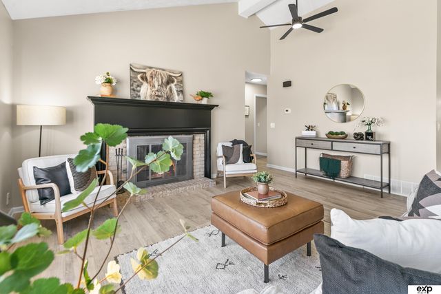 6521 S 139Th Avenue Circle, Omaha, NE 68137