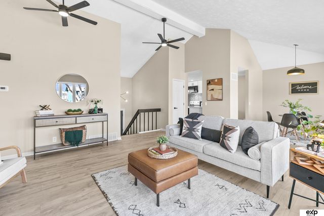 6521 S 139Th Avenue Circle, Omaha, NE 68137