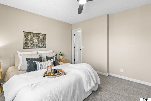 6521 S 139Th Avenue Circle, Omaha, NE 68137