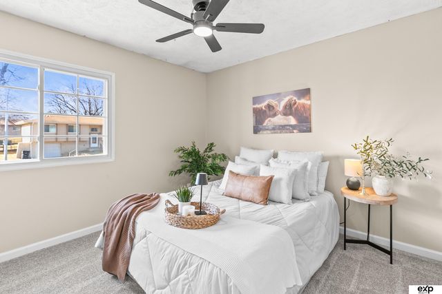 6521 S 139Th Avenue Circle, Omaha, NE 68137