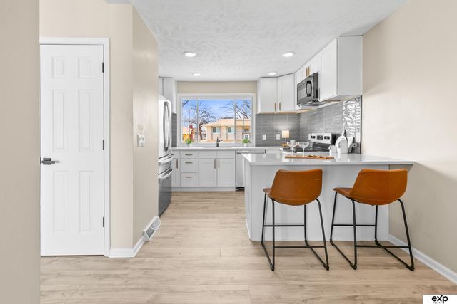 6521 S 139Th Avenue Circle, Omaha, NE 68137