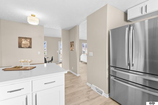 6521 S 139Th Avenue Circle, Omaha, NE 68137