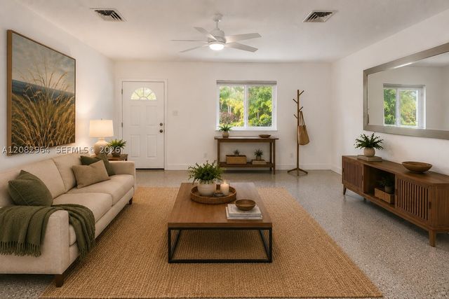206 NE 5th Ave, Dania Beach, FL 33004