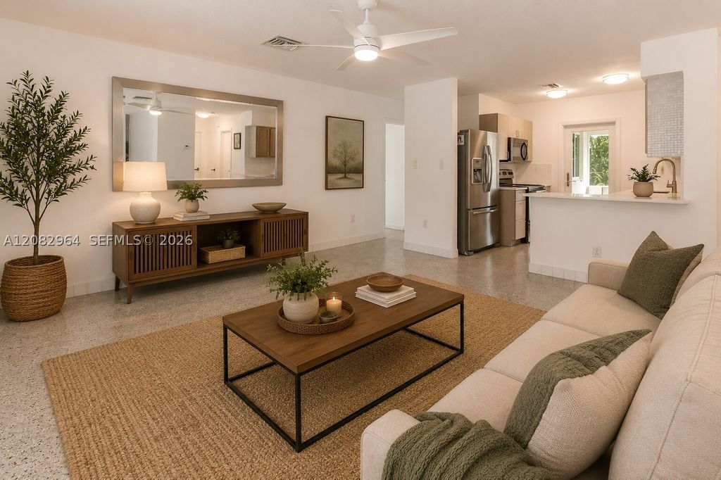 206 NE 5th Ave, Dania Beach, FL 33004