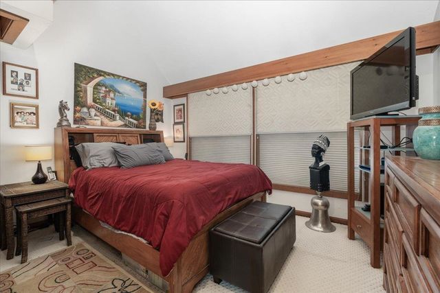 5 Tsienneto Rd Unit 47, Derry, NH 03038