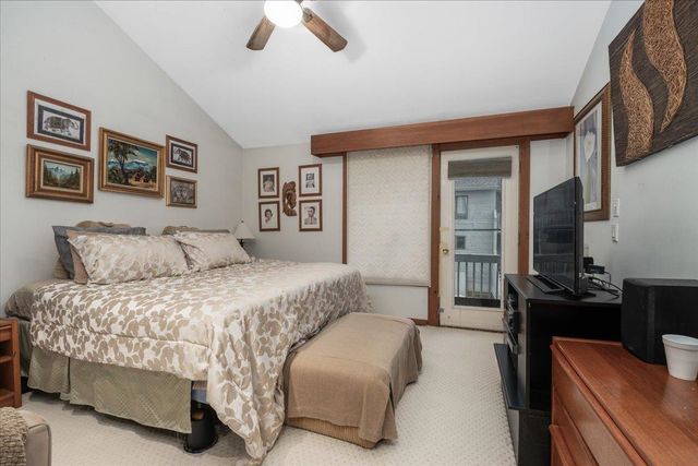 5 Tsienneto Rd Unit 47, Derry, NH 03038