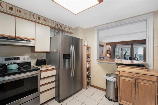 5 Tsienneto Rd Unit 47, Derry, NH 03038