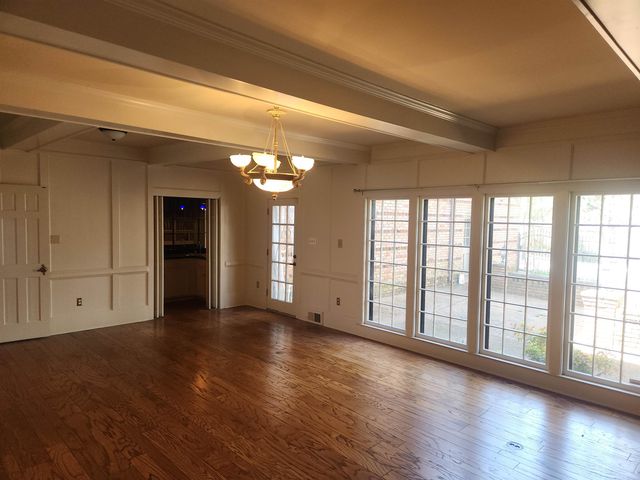 2495 YESTER OAKS DR, Germantown, TN 38139