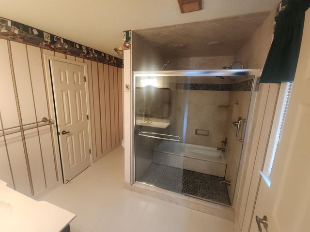 2495 YESTER OAKS DR, Germantown, TN 38139