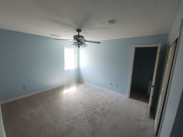 2495 YESTER OAKS DR, Germantown, TN 38139