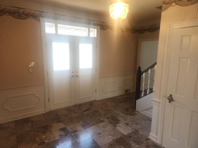 2495 YESTER OAKS DR, Germantown, TN 38139