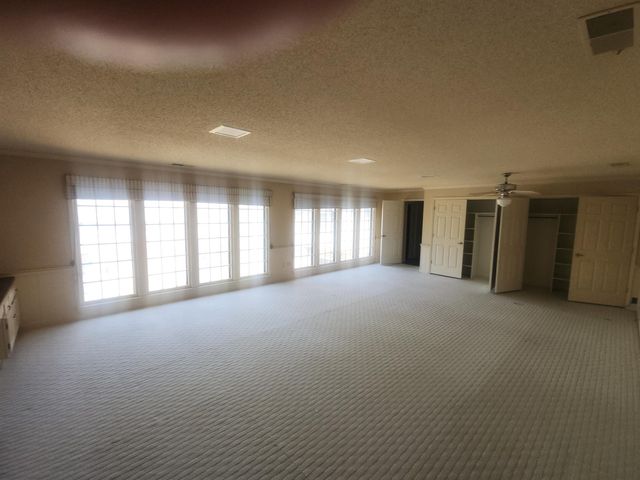 2495 YESTER OAKS DR, Germantown, TN 38139