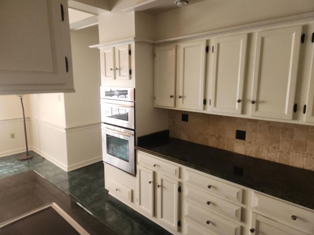 2495 YESTER OAKS DR, Germantown, TN 38139