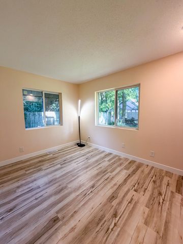 1623 E Coolspring Avenue, Michigan City, IN 46360