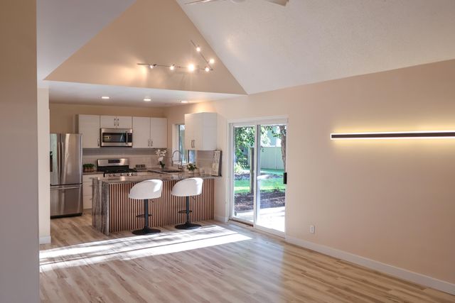 1623 E Coolspring Avenue, Michigan City, IN 46360