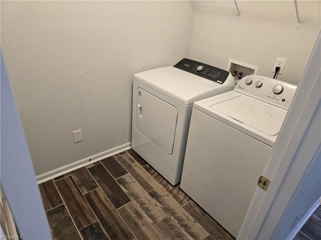 544 Lake Way, Kernersville, NC 27284