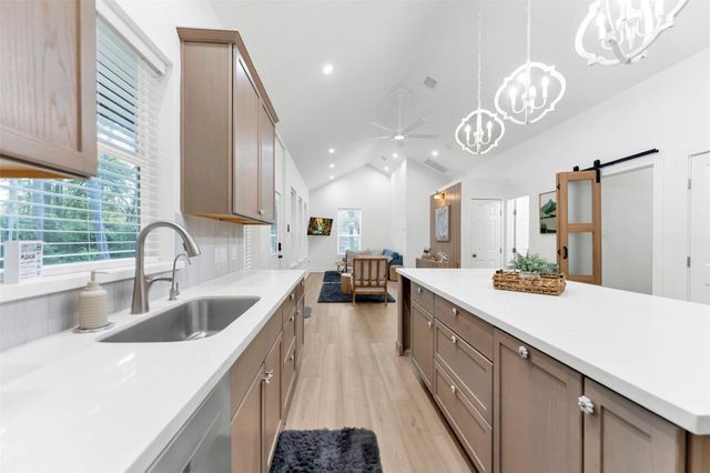 20865 Dogwood Lane, Montgomery, TX 77356