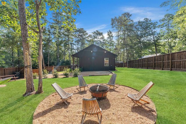 20865 Dogwood Lane, Montgomery, TX 77356