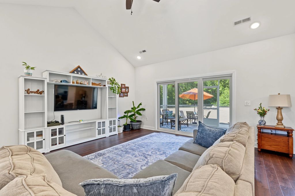 111 Evans Branch Court, Galivants Ferry, SC 29544 — photo 5