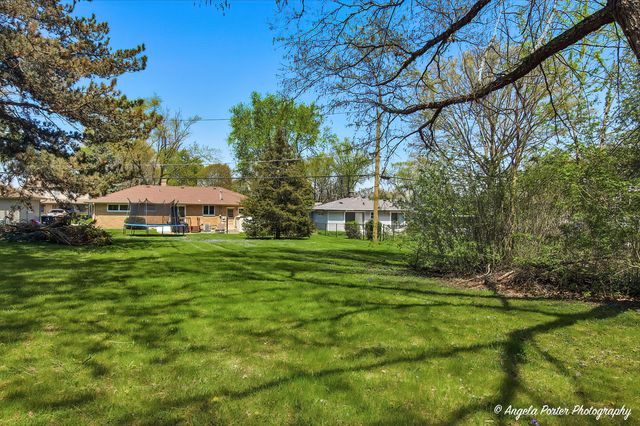 3605 Anne Street, Mchenry, IL 60050