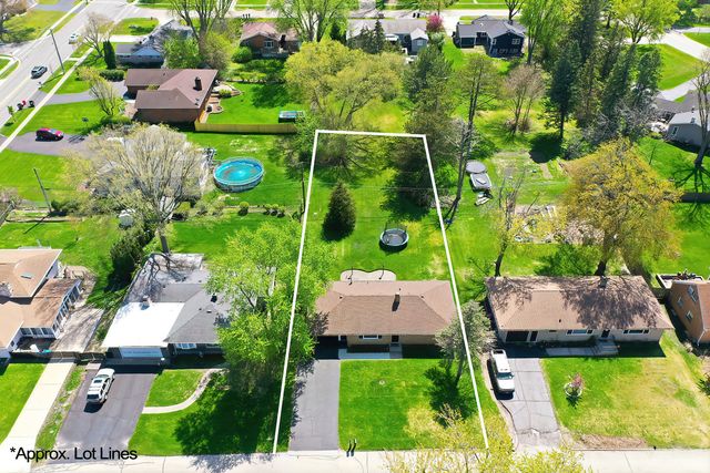 3605 Anne Street, Mchenry, IL 60050