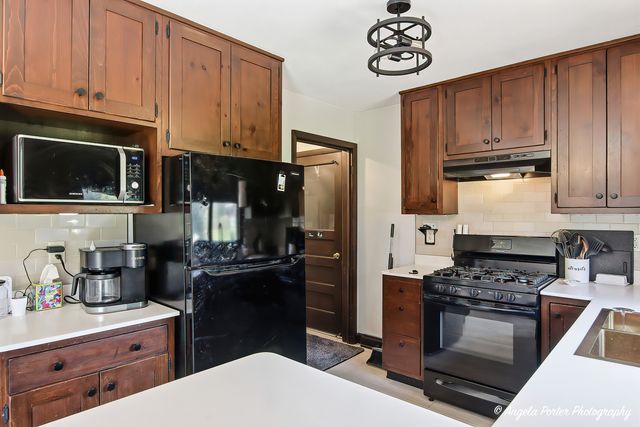 3605 Anne Street, Mchenry, IL 60050