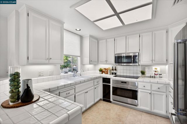 5913 Horsemans Canyon Dr 5A, Walnut Creek, CA 94595