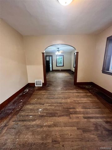 315 Storch Street, Saginaw, MI 48602