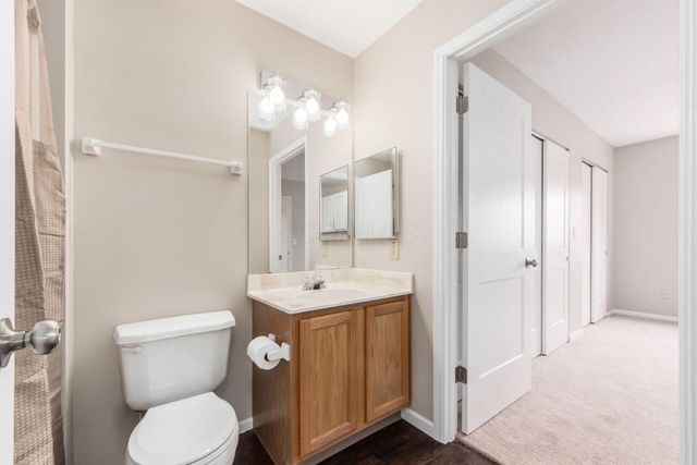 2464 Meadow Glade Drive, Hilliard, OH 43026