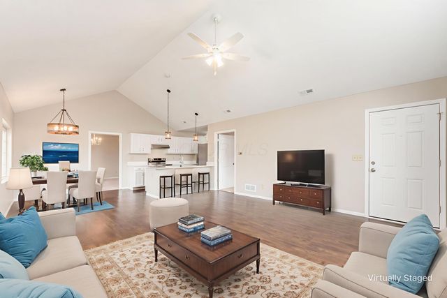 2464 Meadow Glade Drive, Hilliard, OH 43026