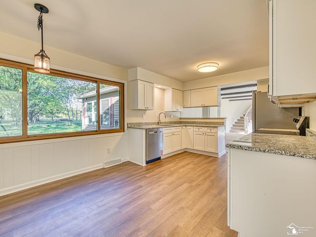 10711 Douglas Road, Bedford Twp, MI 48182