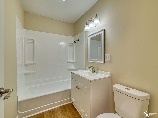 10711 Douglas Road, Bedford Twp, MI 48182