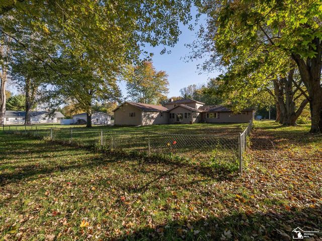 10711 Douglas Road, Bedford Twp, MI 48182