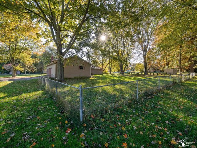 10711 Douglas Road, Bedford Twp, MI 48182