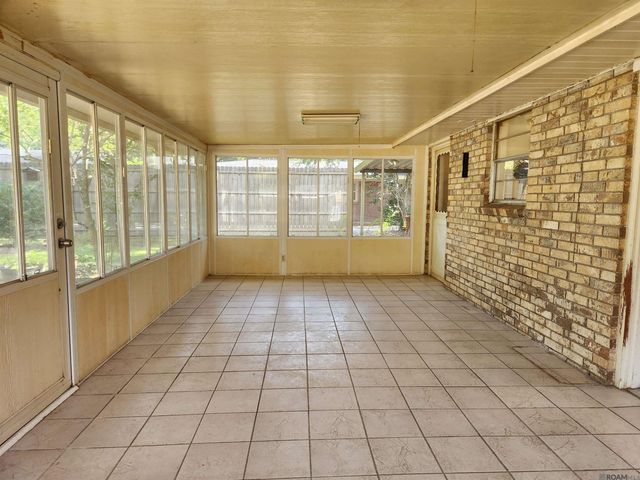 2445 N Day Dr, Baker, LA 70714