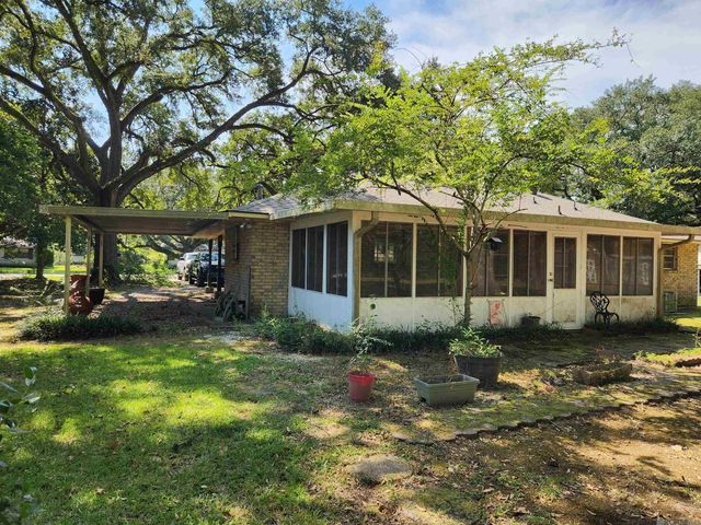 2445 N Day Dr, Baker, LA 70714