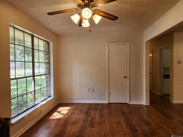 2445 N Day Dr, Baker, LA 70714