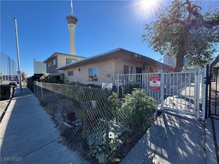 239 West Philadelphia Avenue 6, Las Vegas, NV 89102