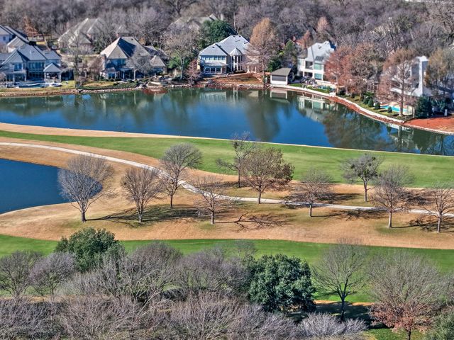 6940 Laurel Valley Drive, Fort Worth, TX 76132